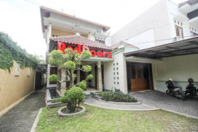 Отель RedDoorz plus @ Tegal Panggung  Джокьякарта